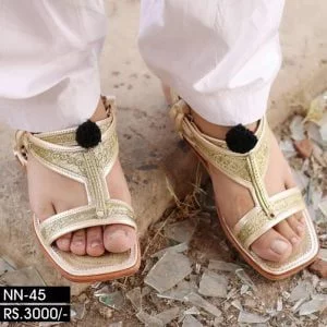 Tilla Chappal